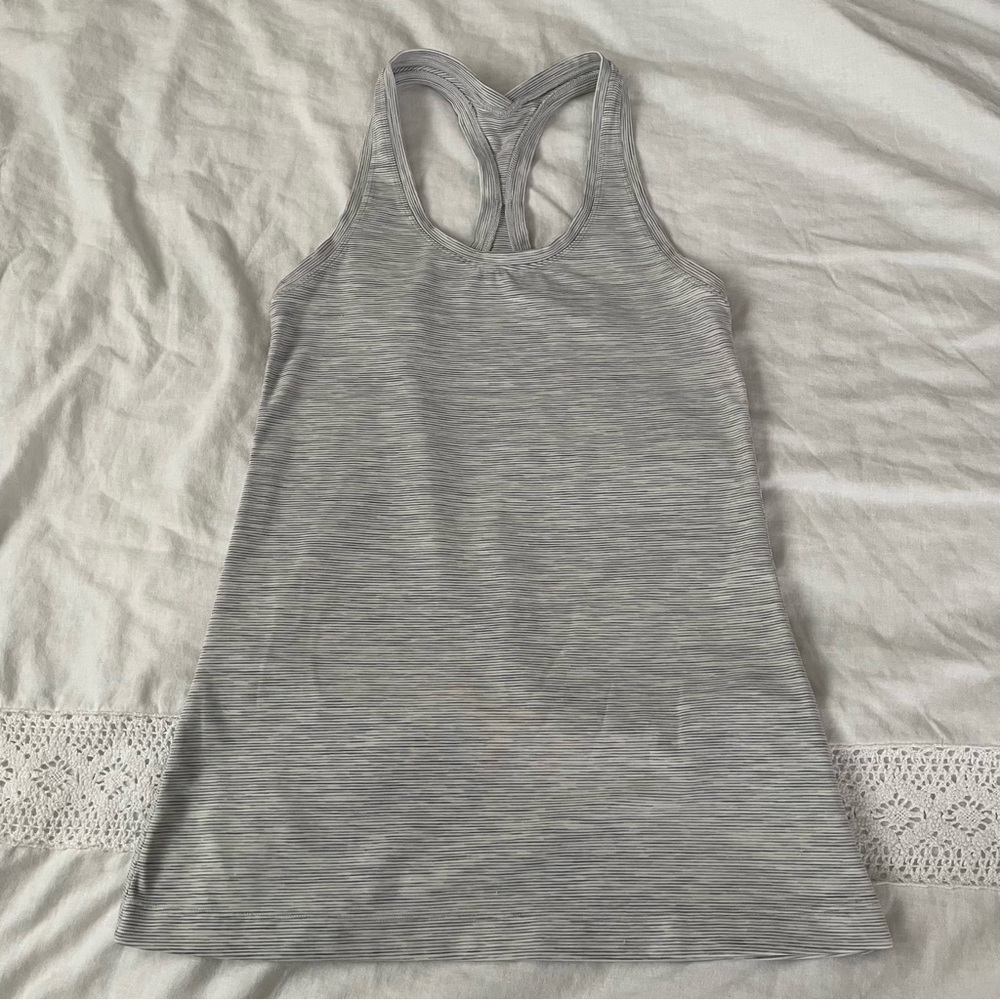 Lululemon MEDIUM stripe tank gray white